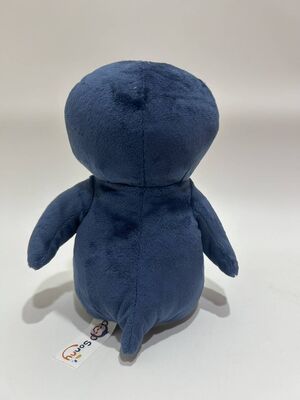 ضبط و تکرار پنگوئن در حال حرکت به چپ و راست